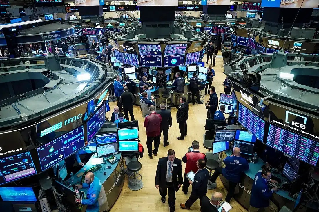 Warren Buffet bankrutem? Berkshire Hathaway traci 99,97% wartości, handel na NYSE wstrzymany