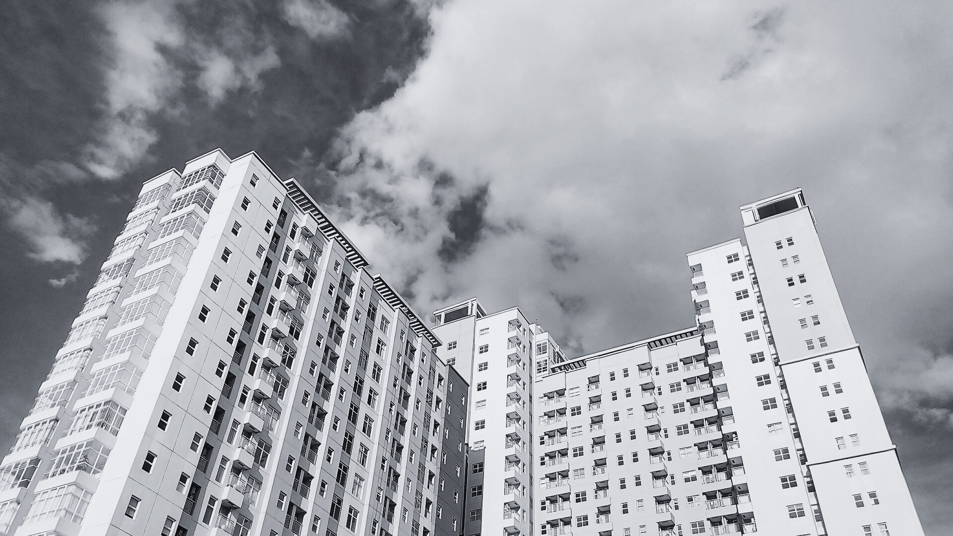 Ceny nieruchomości w USA rosną w rekordowym tempie. Czeka nas to samo? Tutaj już widać zmiany