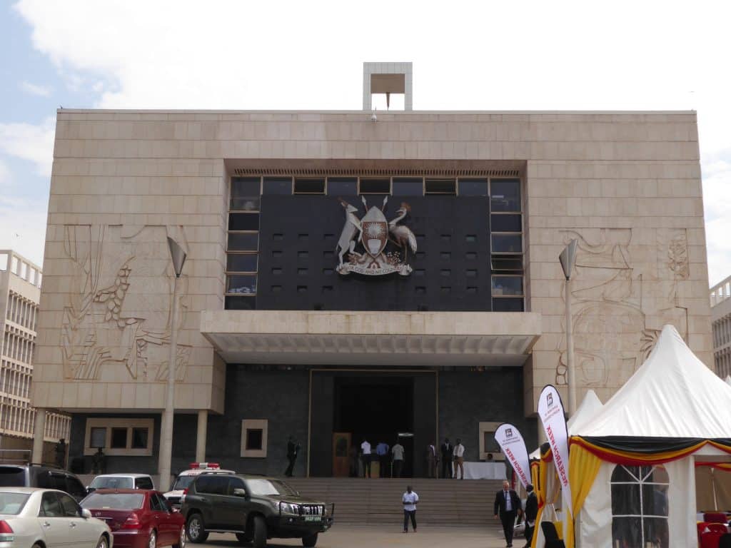 Początek trendu? Plany oparcia walut na złocie w kolejnych krajach