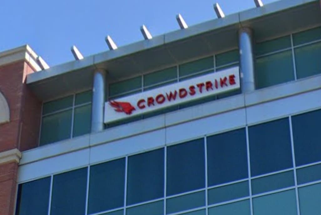 Echa globalnej awarii IT. Aktualizacja CrowdStrike nie była sprawdzana przed wdrożeniem?