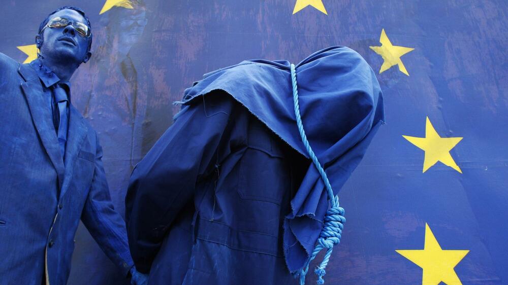 Czy Unia Europejska chce stworzyć listę *wszystkich* zasobów wszystkich obywateli? Urzędnicy kręcą