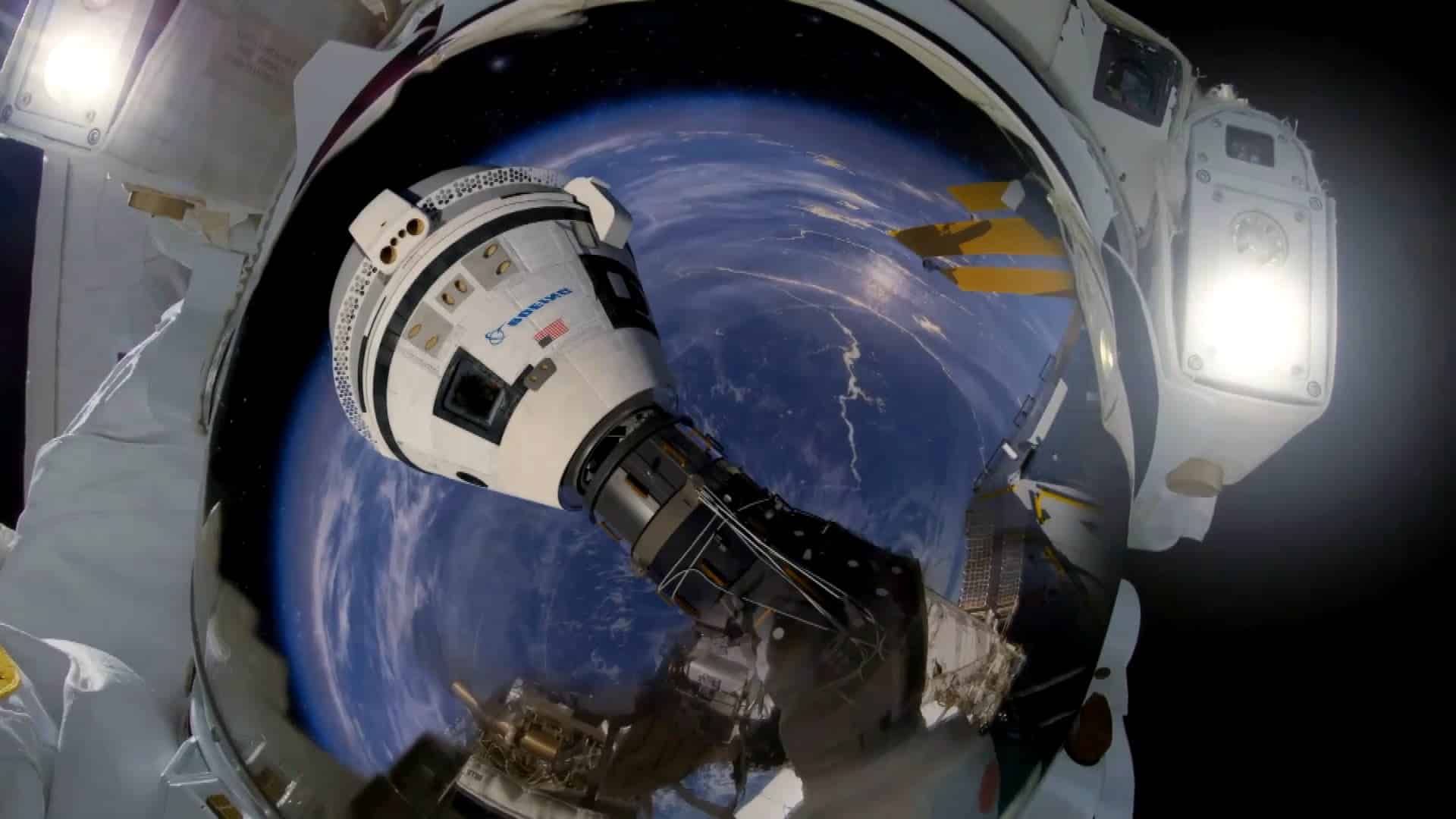 Astronauci uwięzieni na ISS. Co jest źródłem kosmicznego blamażu?