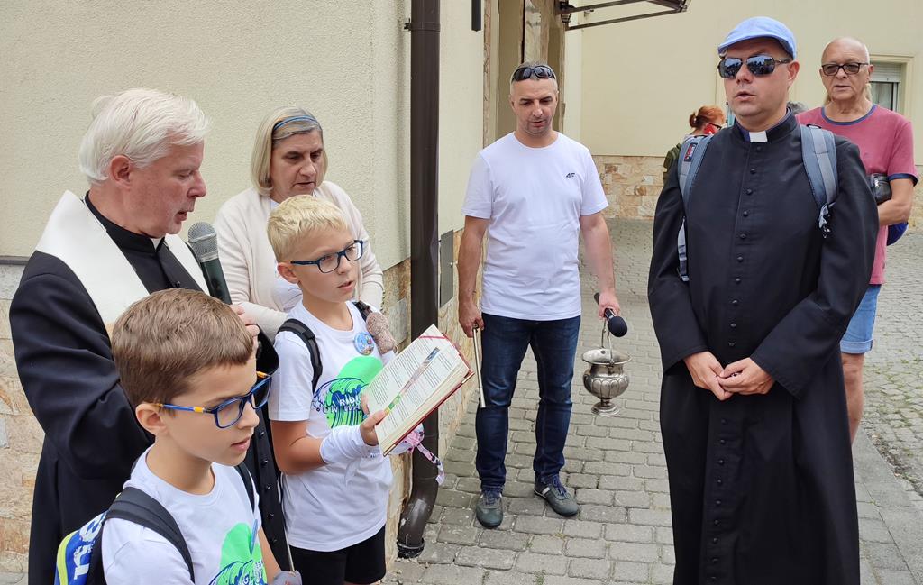 [FILM, ZDJĘCIA] Wyruszyła jubileuszowa, 40. Tyska Pielgrzymka Piesza na Jasną Górę