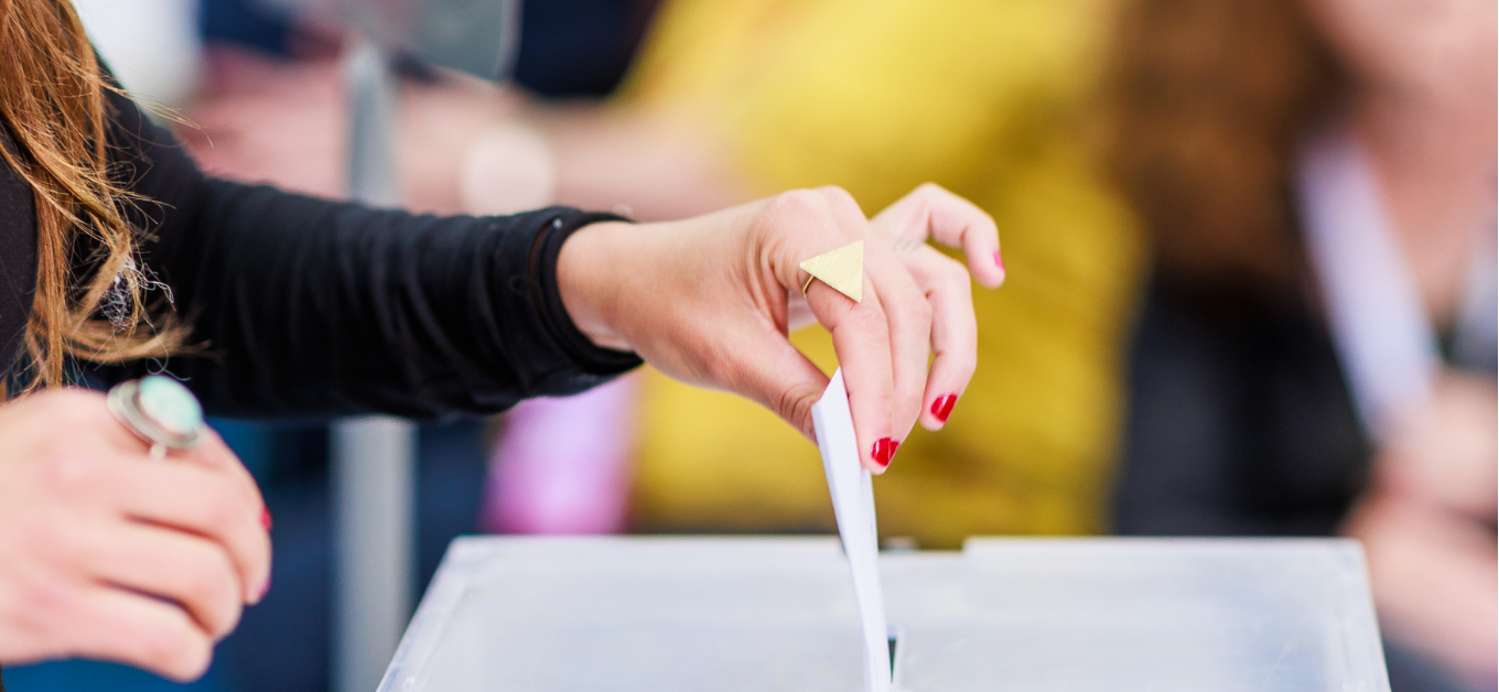 HR Detektywi #92 Umowy B2B wliczą się do stażu pracy. Emeryci zarobią więcej. Uprawnienia członków komisji wyborczych